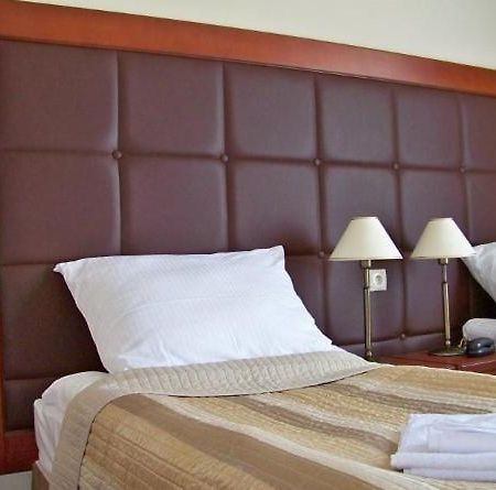 Hotel Gniecki Gdansk Przejazdowo Ngoại thất bức ảnh