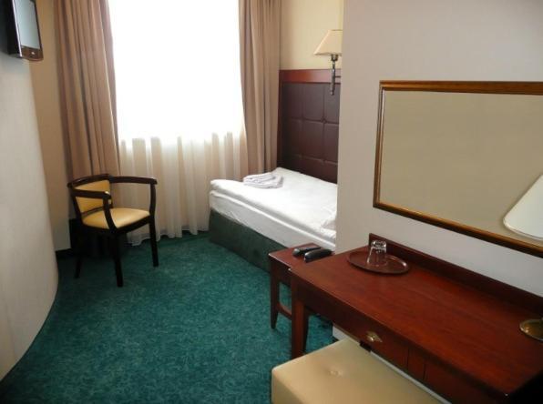 Hotel Gniecki Gdansk Przejazdowo Phòng bức ảnh