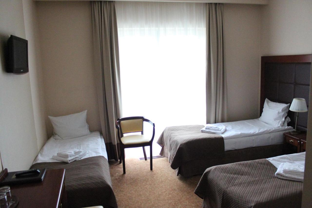 Hotel Gniecki Gdansk Przejazdowo Ngoại thất bức ảnh