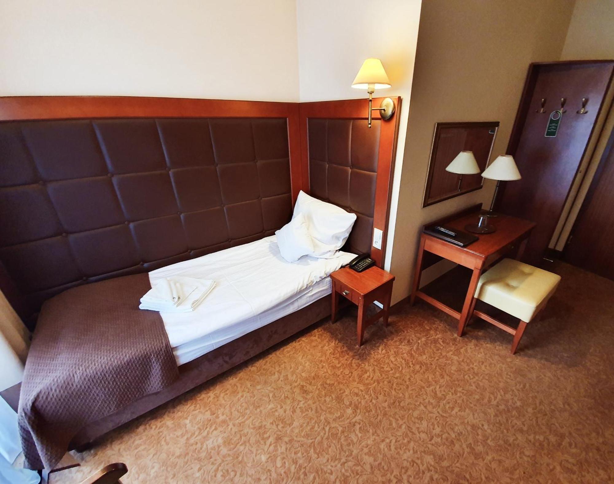 Hotel Gniecki Gdansk Przejazdowo Ngoại thất bức ảnh